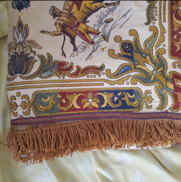 Vintage Brocade Matador Tablecloth/Tapestry. - Picture 8 of 8